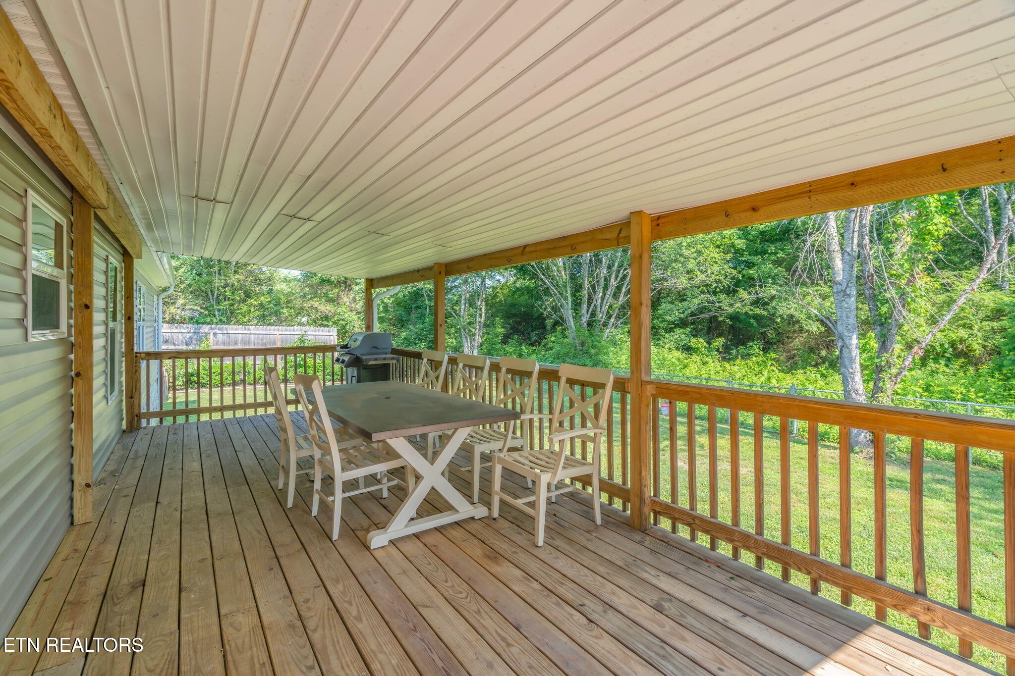 20156 Steekee Road Loudon, TN 37774 - Photo 26 of 46 a view of a two chairs in the balcony