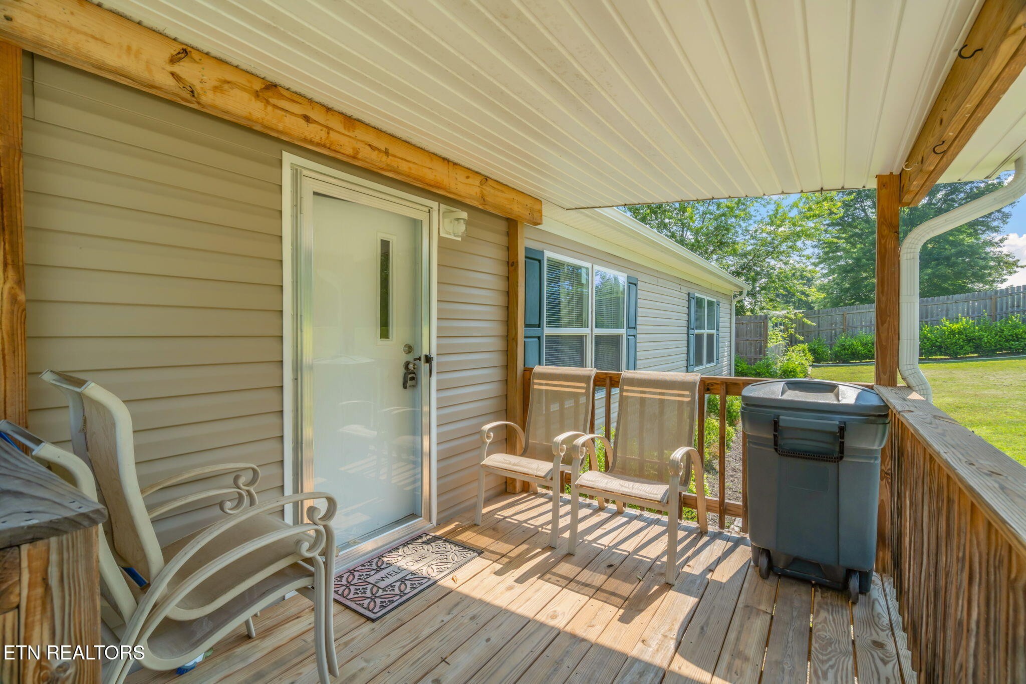 20156 Steekee Road Loudon, TN 37774 - Photo 33 of 46 a view of balcony with a patio