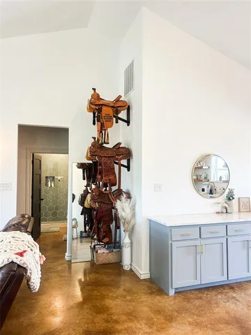 $795,000 | 925 Clear Spring Road, Stephenville, TX 76401