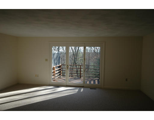7-2 Oak Ridge Drive, Unit 2 Maynard, MA 01754 - Photo 6 of 10