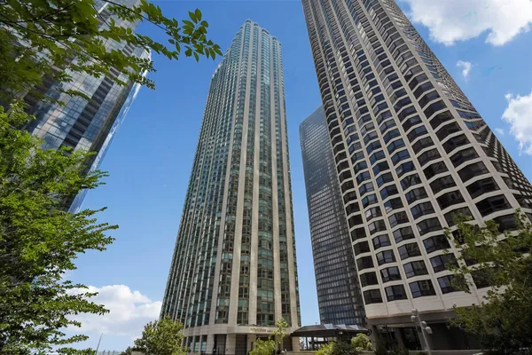 $489,000 | 195 North Harbor Drive, Unit 1201, Chicago, IL 60601