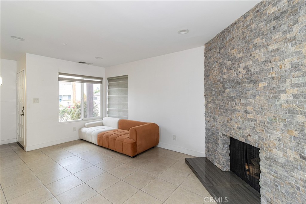 3818 Durfee Avenue, Unit 4 El Monte, CA 91732 - Photo 5 of 20