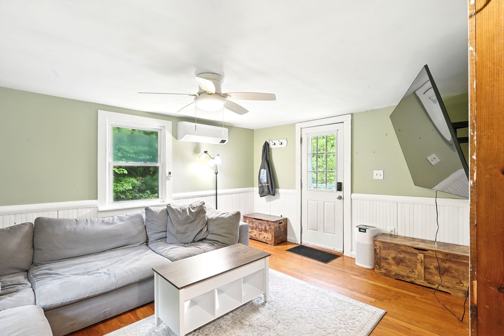 24 Barnett Road Sutton, MA 01590 - Photo 12 of 38