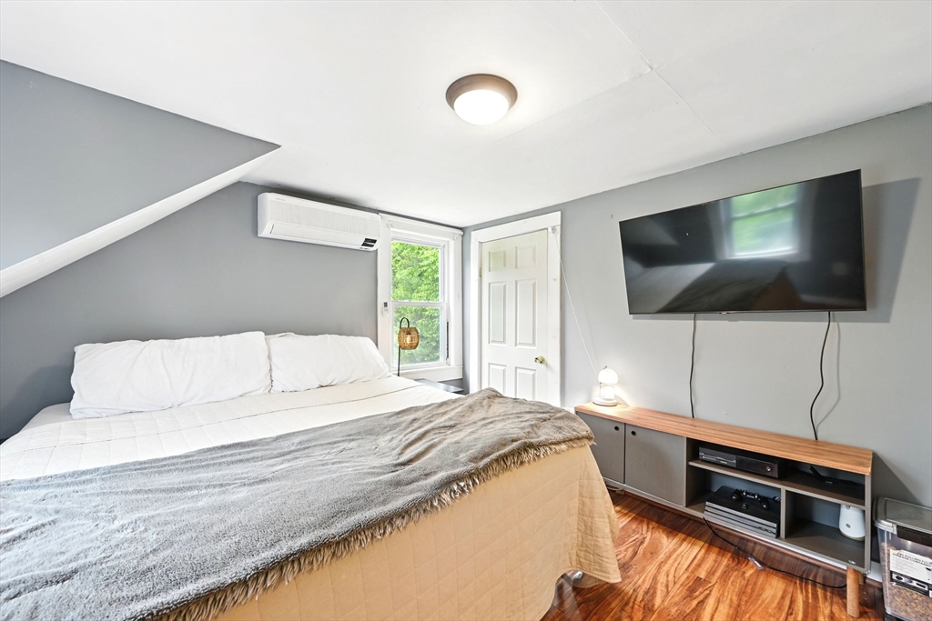 24 Barnett Road Sutton, MA 01590 - Photo 21 of 38