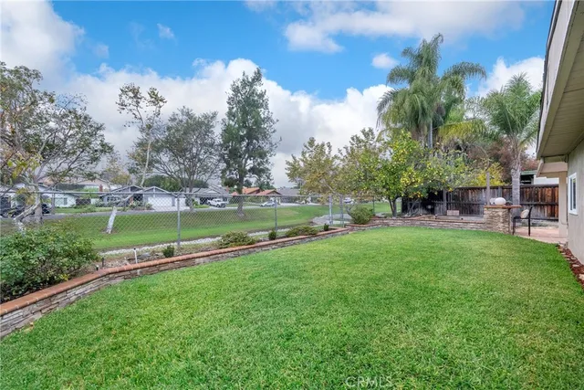 $1,400,000 | 5861 Amberdale Drive, Yorba Linda, CA 92886