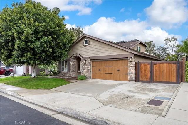 $1,400,000 | 5861 Amberdale Drive, Yorba Linda, CA 92886