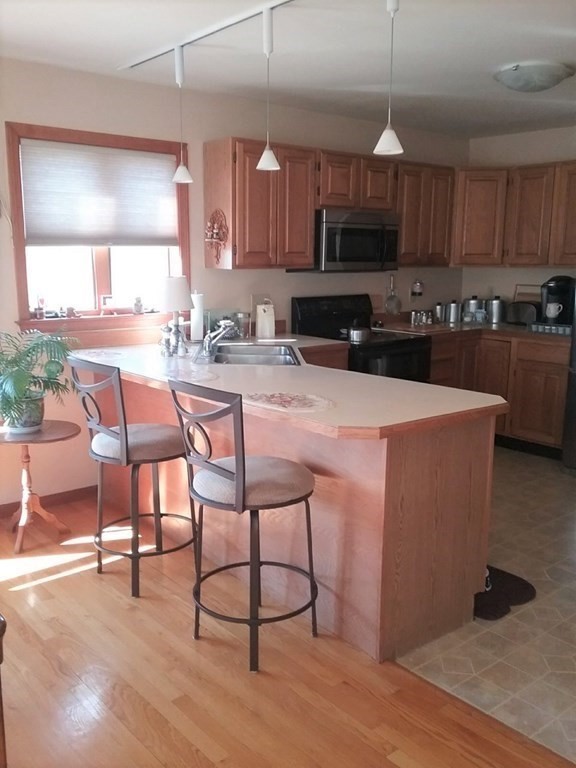 59 Mill Village Road, Unit 59 Deerfield, MA 01373 - Photo 4 of 18