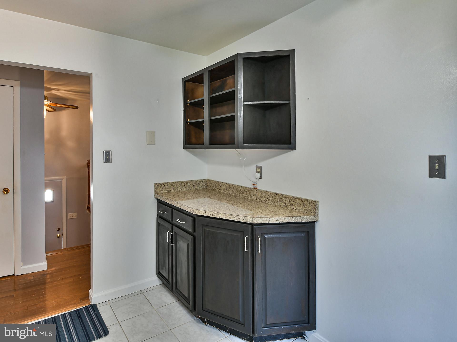 8600 Sumter Lane Clinton, MD 20735 - Photo 14 of 51 a utility room with washer and dryer