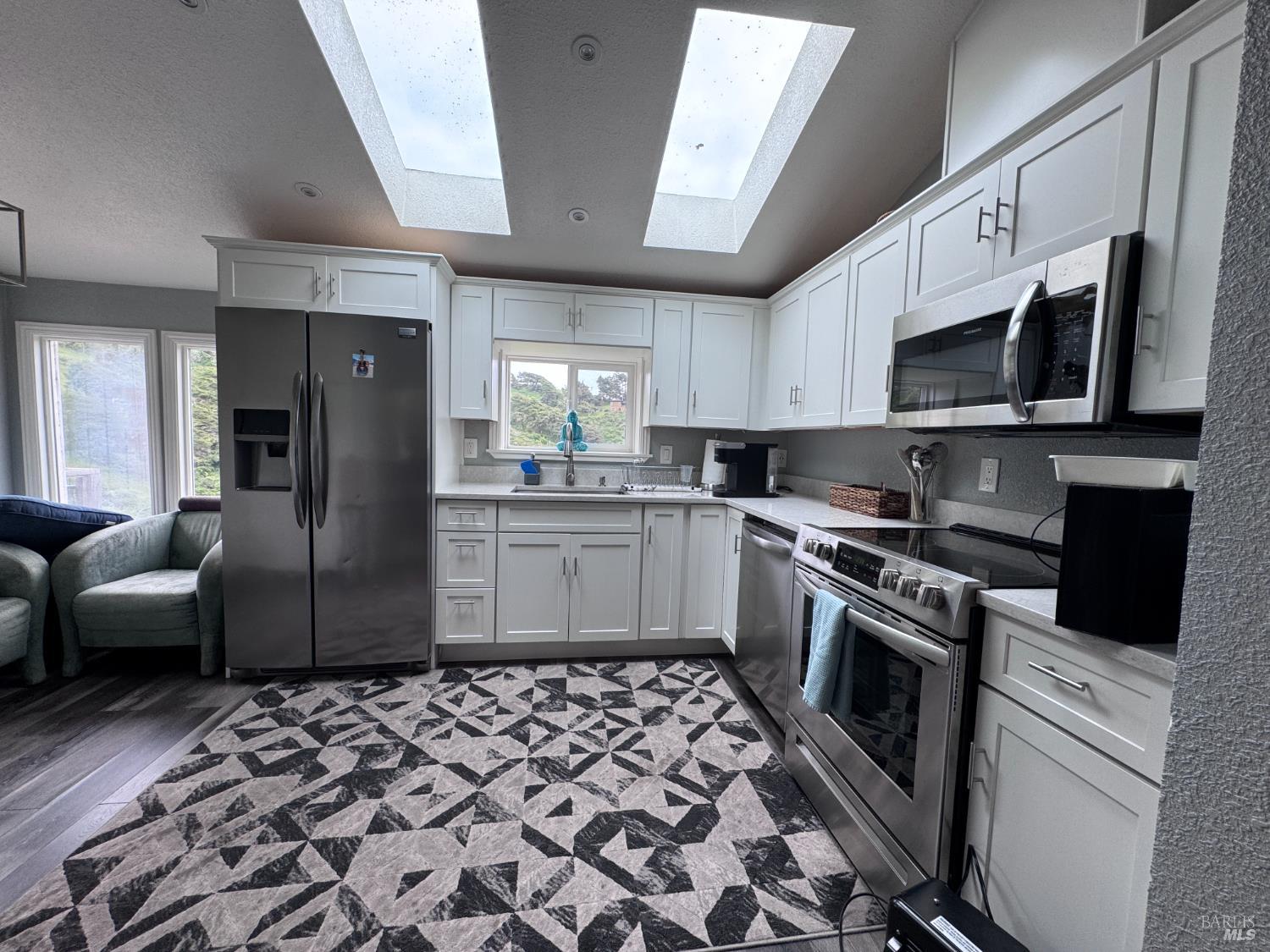 9095 Balboa Avenue Jenner, CA 95450 - Photo 16 of 52