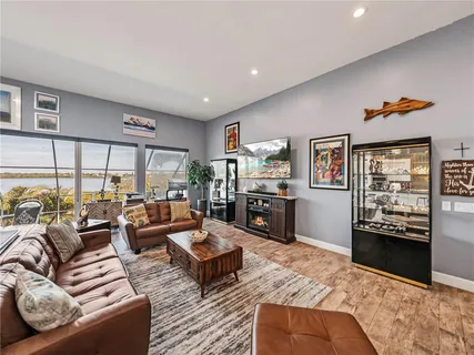 $1,975,000 | 3484 Shore Drive, Safety Harbor, FL 34695