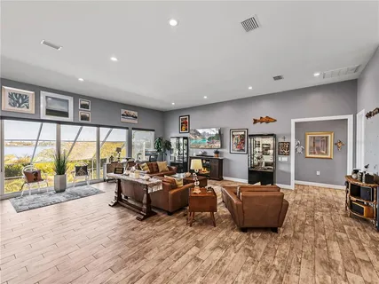 $1,975,000 | 3484 Shore Drive, Safety Harbor, FL 34695