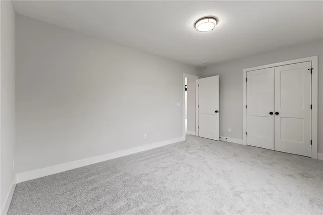 $599,900 | 1025 Southwest Armie Street, Lee's Summit, MO 64081