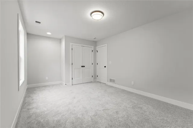 $599,900 | 1025 Southwest Armie Street, Lee's Summit, MO 64081