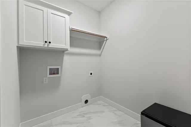 $599,900 | 1025 Southwest Armie Street, Lee's Summit, MO 64081