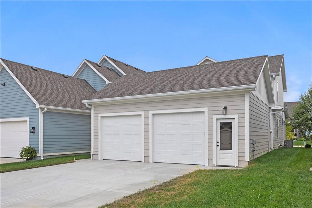 1025 Southwest Armie Street Lee's Summit, MO 64081 - Photo 36 of 38