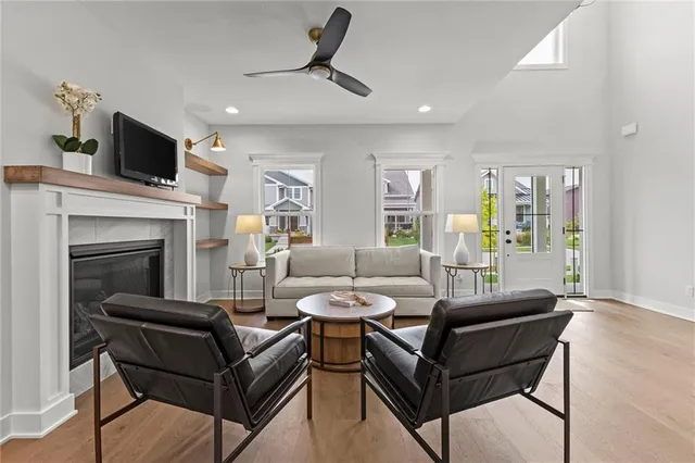 $599,900 | 1025 Southwest Armie Street, Lee's Summit, MO 64081