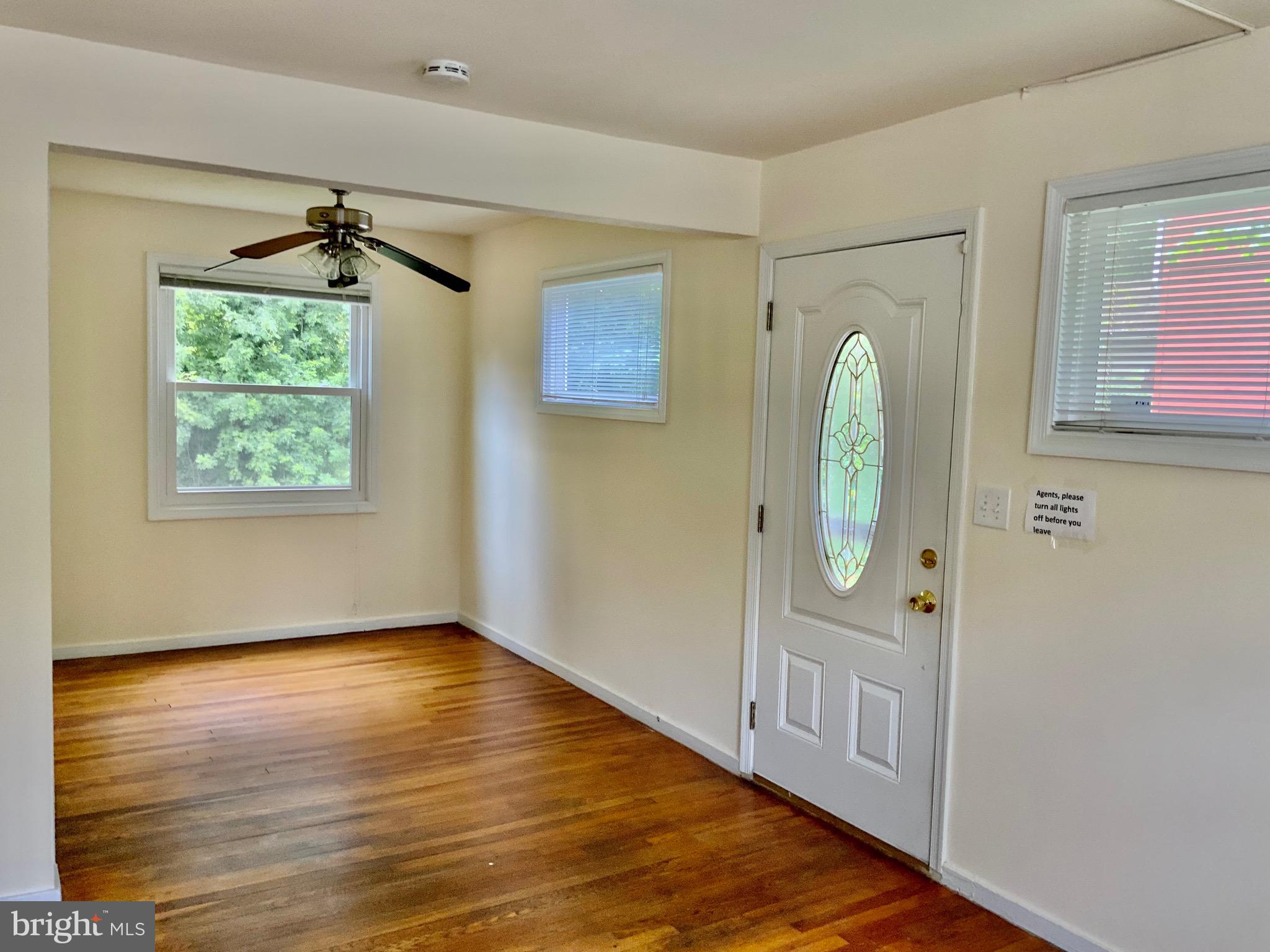 12029 Bluhill Road Silver Spring, MD 20902 - Photo 3 of 17