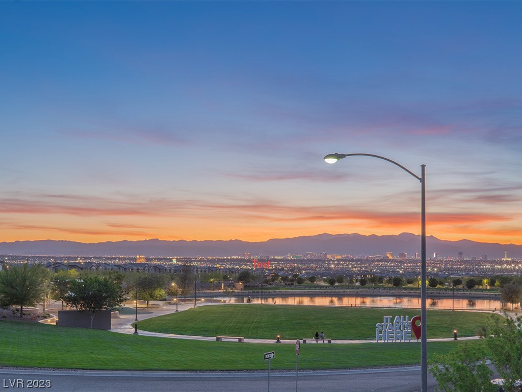 1124 East Sunset Road Henderson, NV 89011 - Photo 4 of 41