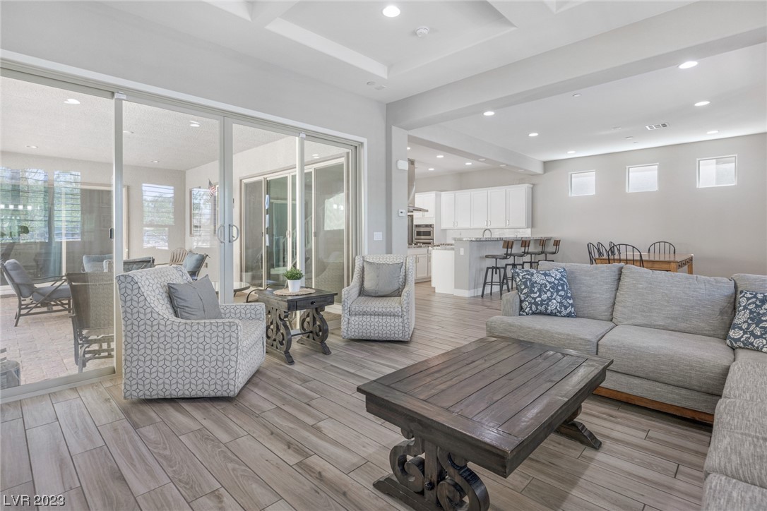 1124 East Sunset Road Henderson, NV 89011 - Photo 6 of 41