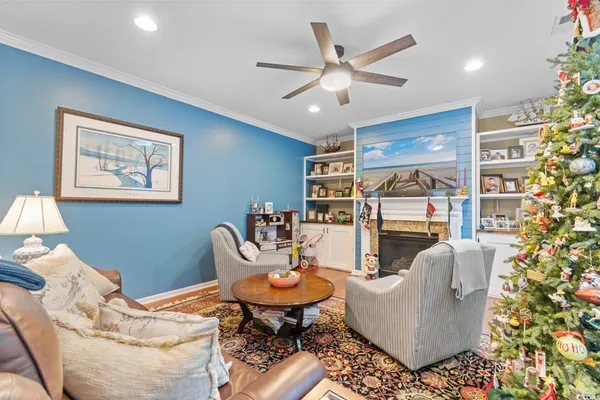 $674,900 | 60 Summerlight Drive, Murrells Inlet, SC 29576