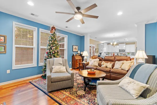 $674,900 | 60 Summerlight Drive, Murrells Inlet, SC 29576