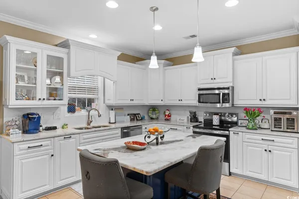 $674,900 | 60 Summerlight Drive, Murrells Inlet, SC 29576
