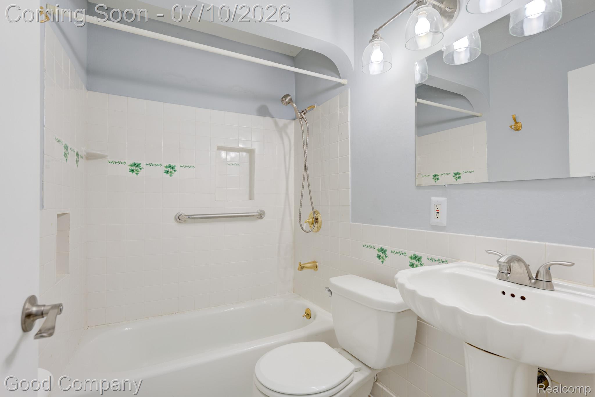 3689 Phillips Avenue Berkley, MI 48072 - Photo 33 of 51 3689 Phillips Ave.-29.jpg