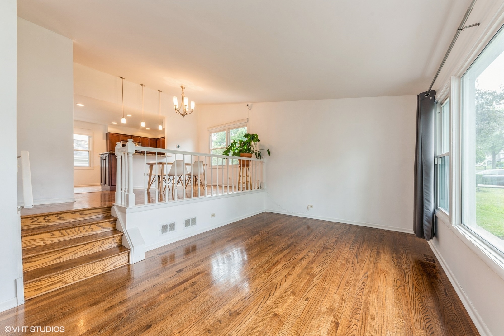 797 Dannet Road Buffalo Grove, IL 60089 - Photo 2 of 15