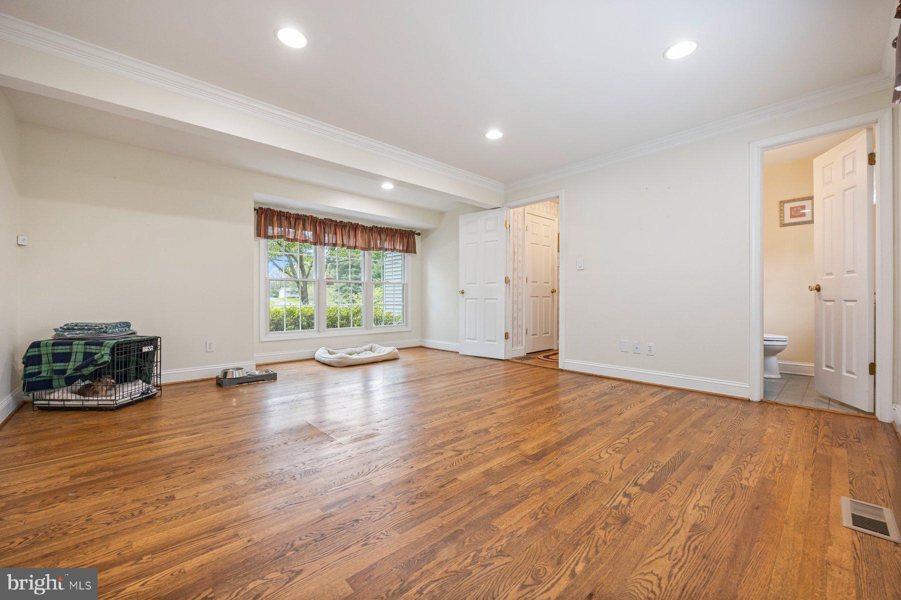 13725 Oster Farm Road West Friendship, MD 21794 - Photo 22 of 45 Office