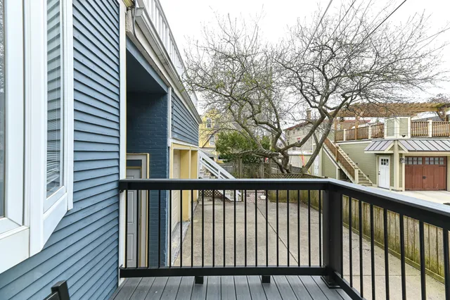 $629,000 | 2834 North Hackett Avenue, Milwaukee, WI 53211