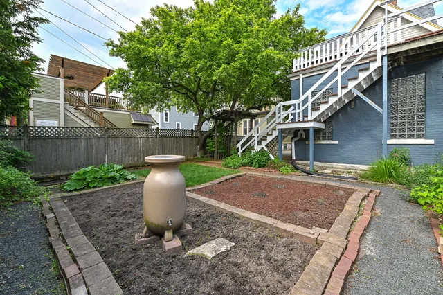 $629,000 | 2834 North Hackett Avenue, Milwaukee, WI 53211