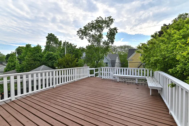 $629,000 | 2834 North Hackett Avenue, Milwaukee, WI 53211