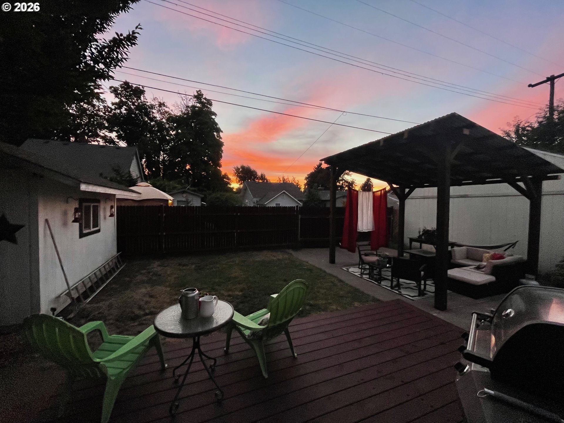 645 Juniper Street Junction City, OR 97448 - Photo 2 of 20 a patio with table and chairs