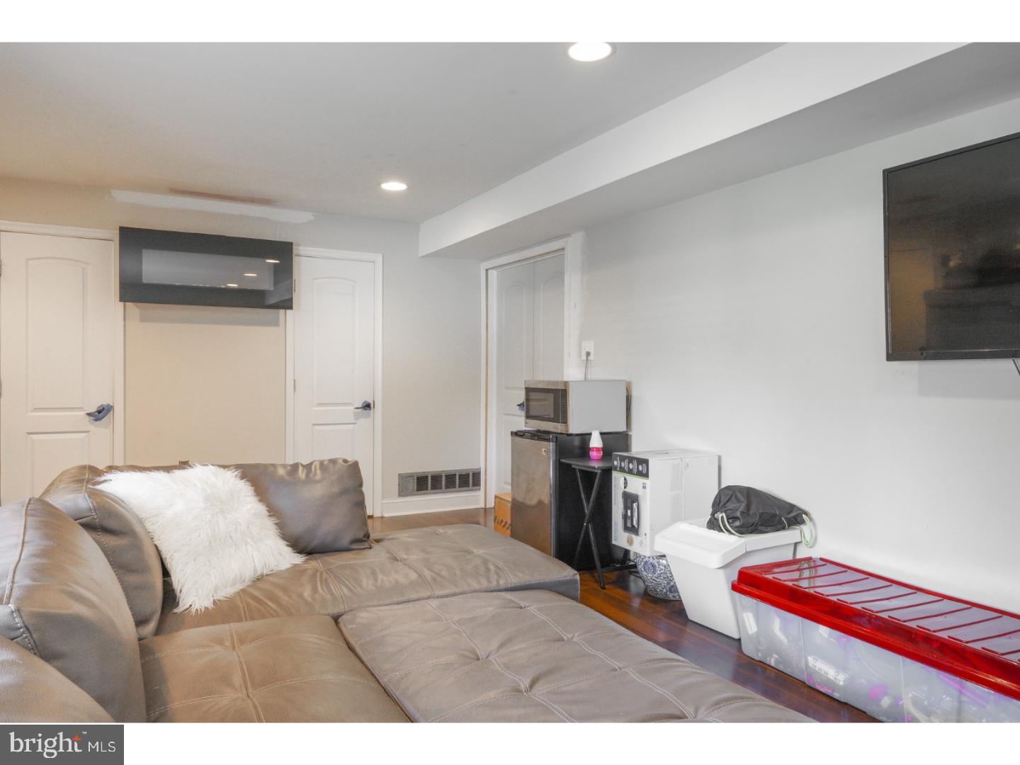 718 Hilltop Road Cinnaminson, NJ 08077 - Photo 19 of 24 Gallery Image 19