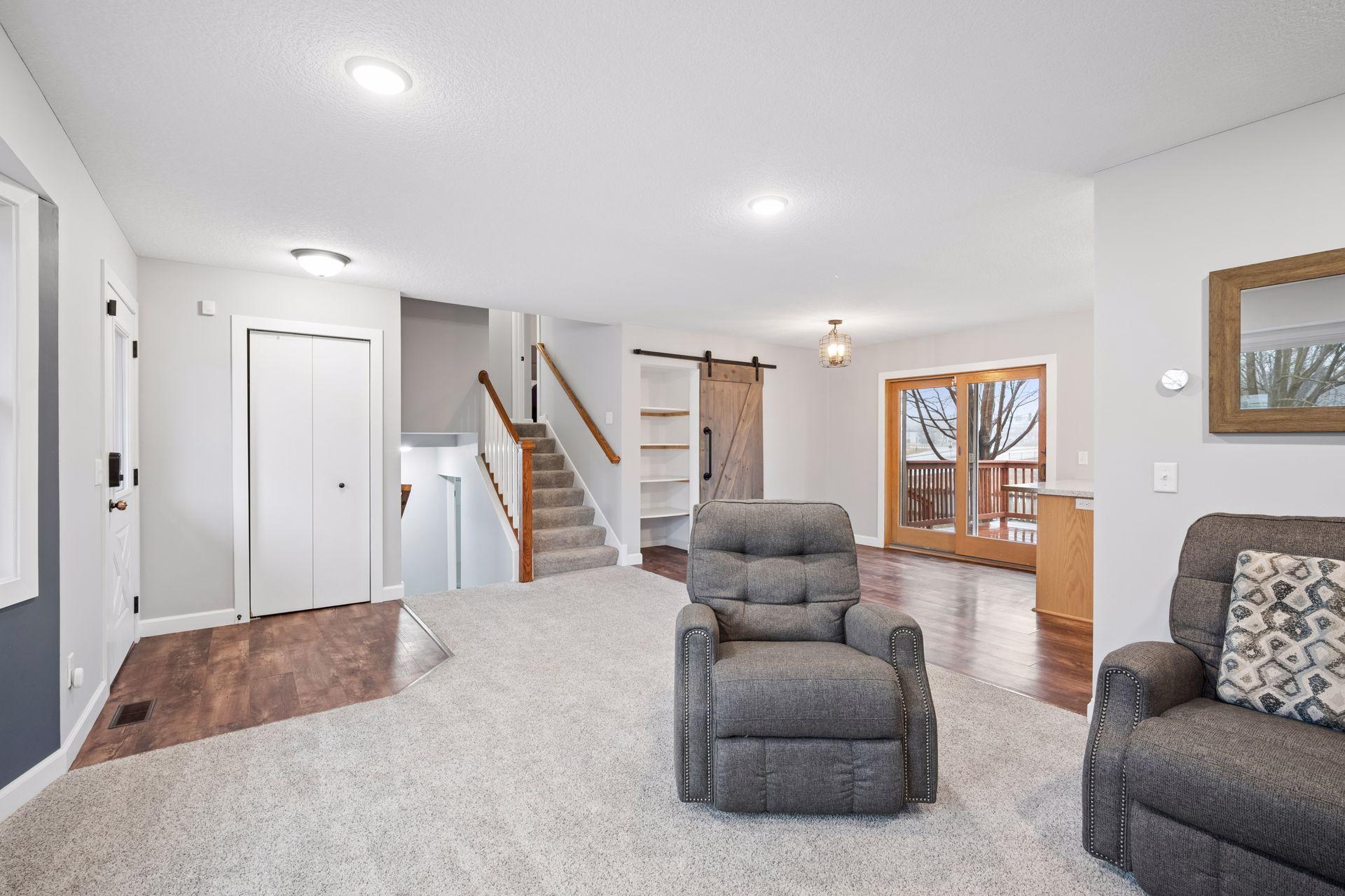 608 Ridge Drive Southeast St. Michael, MN 55376 - Photo 4 of 32