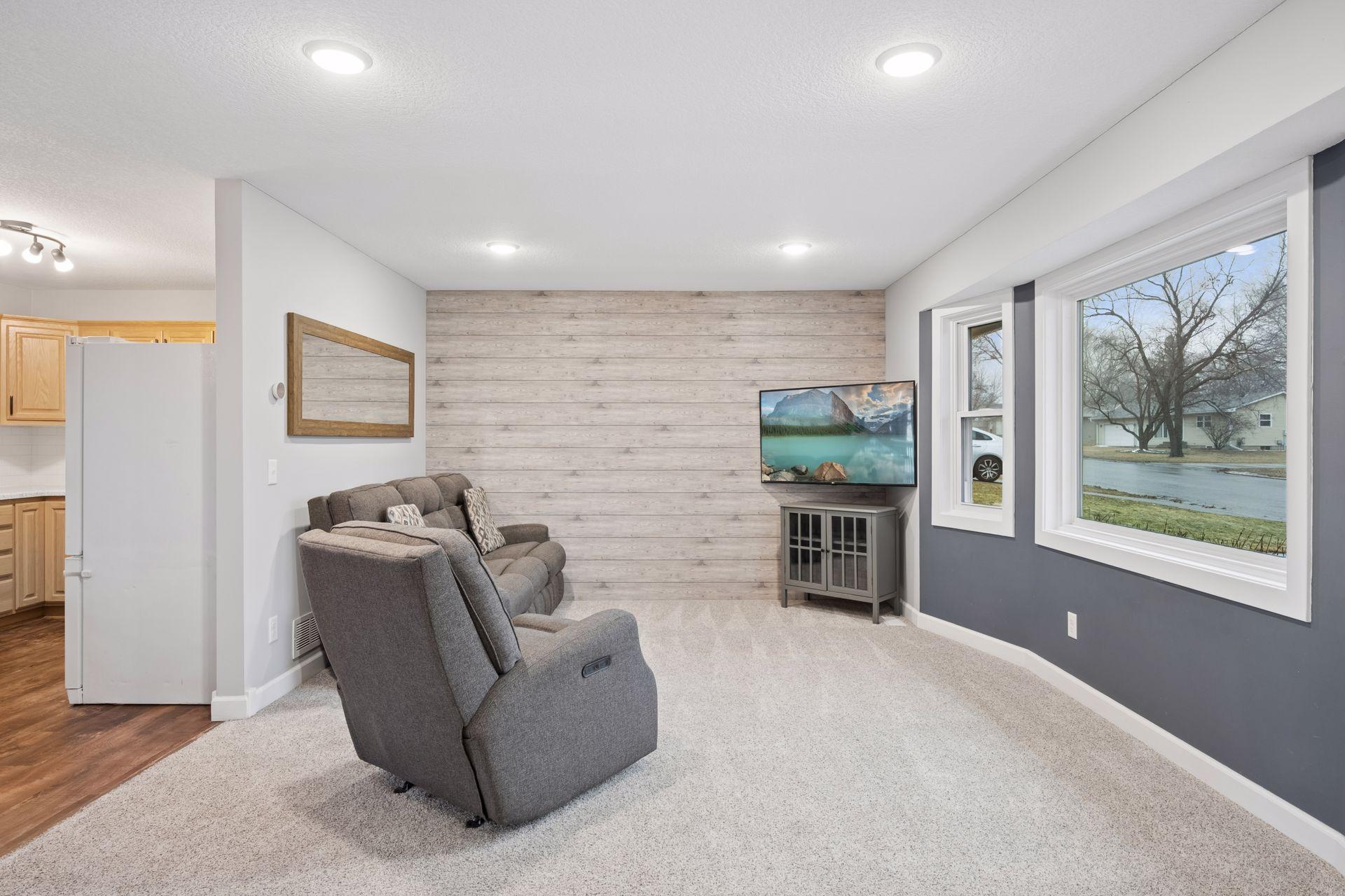 608 Ridge Drive Southeast St. Michael, MN 55376 - Photo 5 of 32