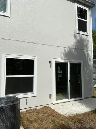 $1,900 | 2312 Wooddale Street, Jacksonville, FL 32207