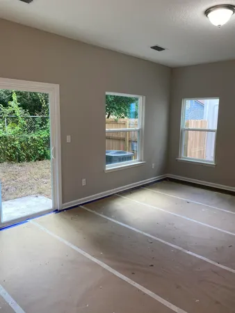 $1,900 | 2312 Wooddale Street, Jacksonville, FL 32207