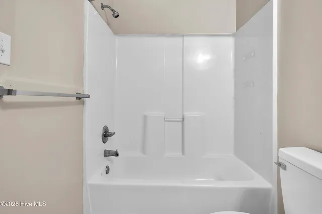 $1,200 | 505 Timberlake Trail, Jacksonville, NC 28546