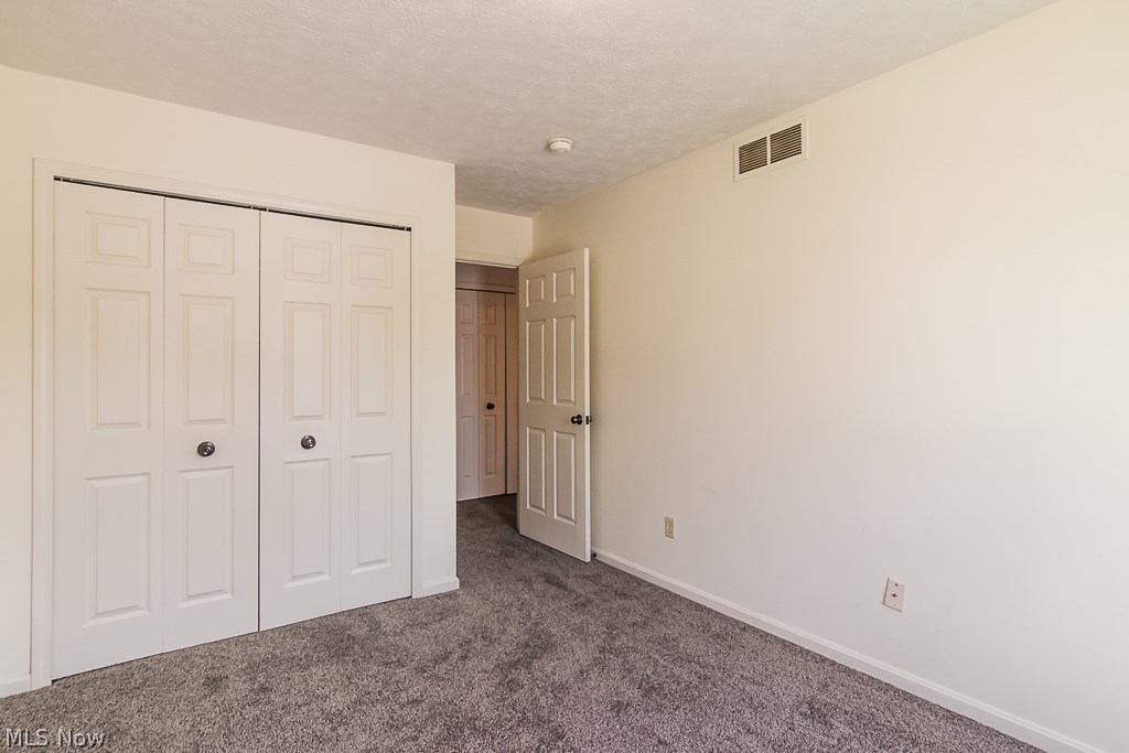 4385 Sexton Road Cleveland, OH 44105 - Photo 17 of 35
