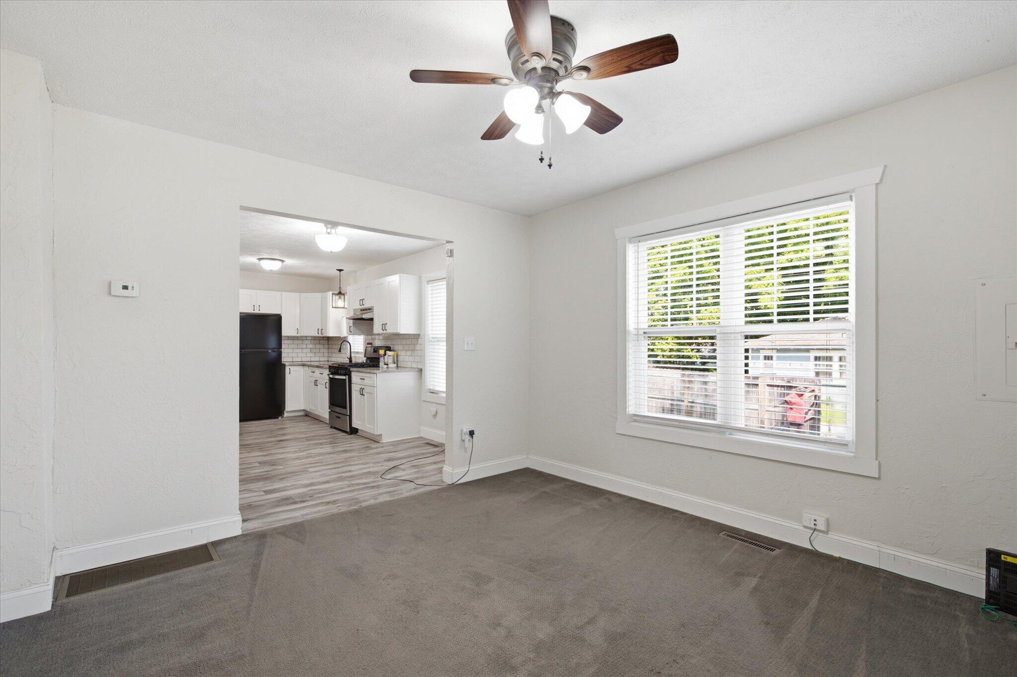 311 East Dale Street Springfield, MO 65803 - Photo 6 of 21 08-IMG_0239