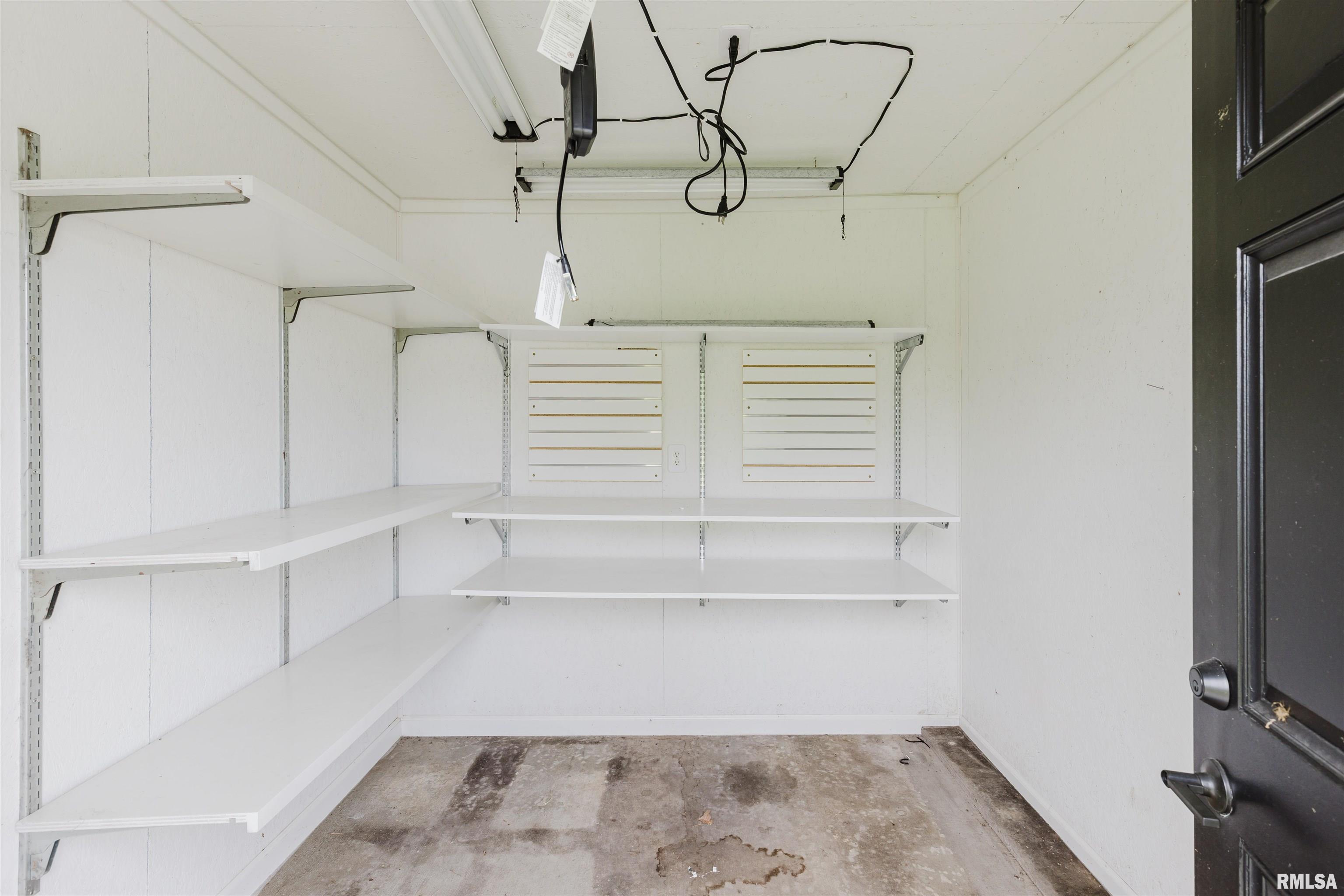 5157 Herrin Road Carterville, IL 62918 - Photo 36 of 44