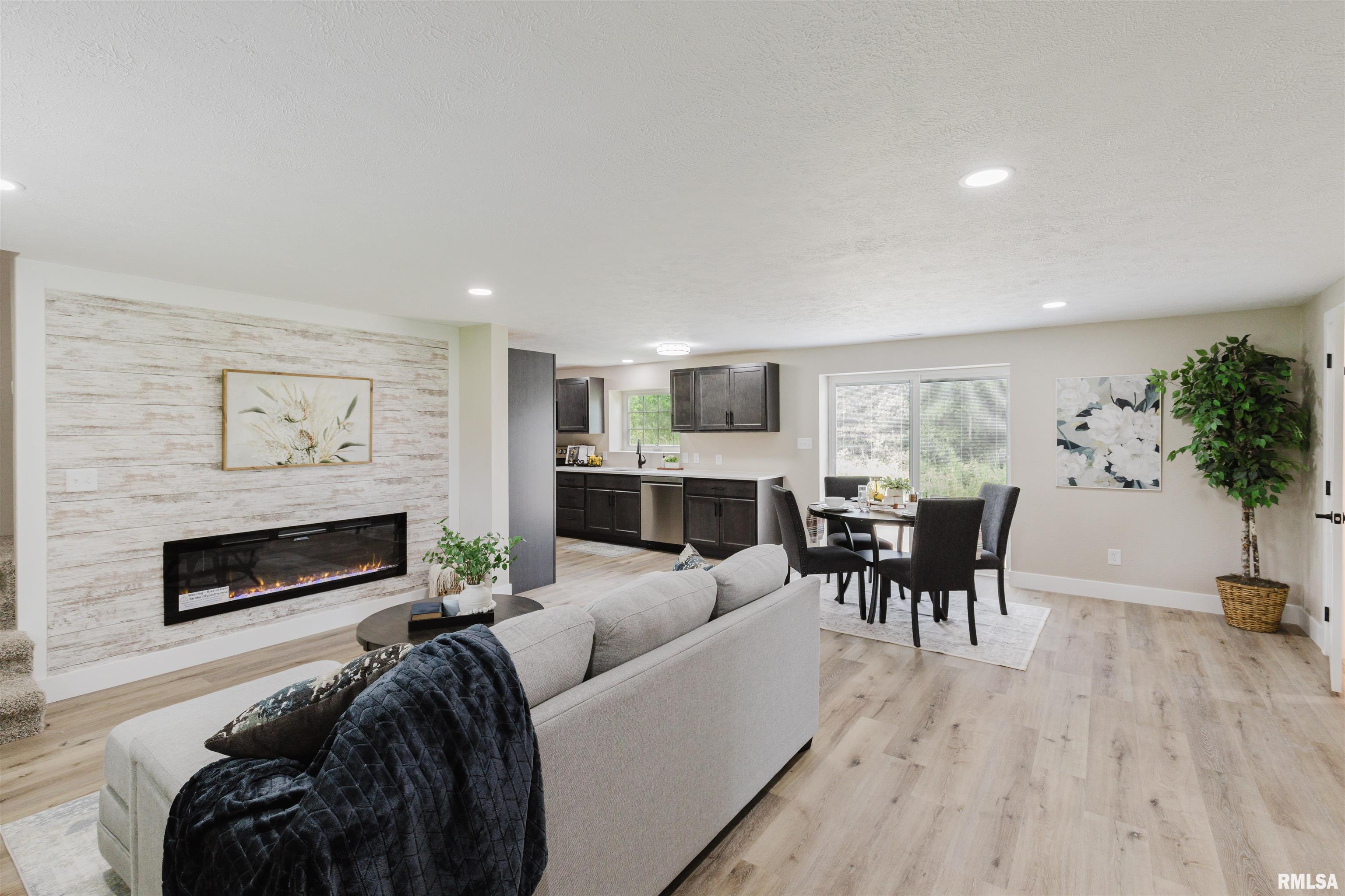 5157 Herrin Road Carterville, IL 62918 - Photo 8 of 44