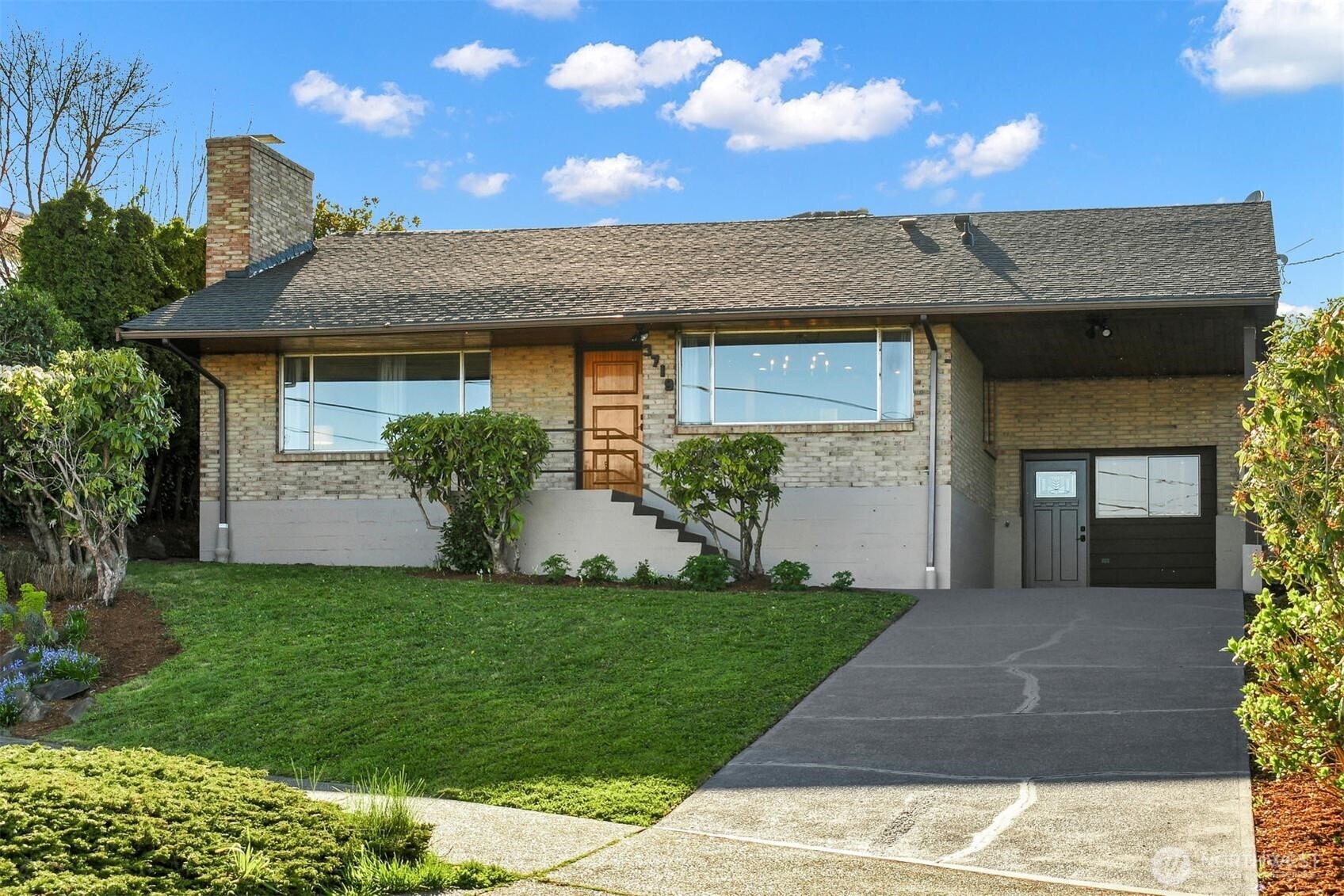 3719 38th Avenue Southwest Seattle, WA 98126 - Photo 1 of 18
