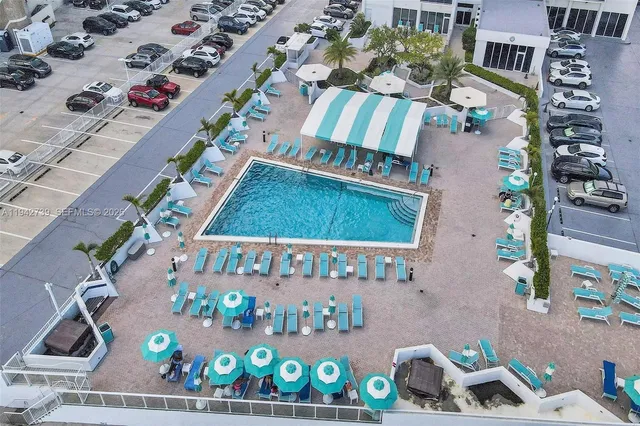 $2,400 | 3140 South Ocean Drive, Unit 1909, Hallandale Beach, FL 33009