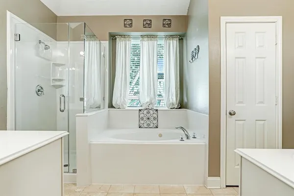 $2,300 | 907 Norfolk Drive, Pearland, TX 77584