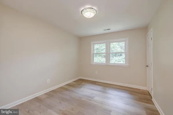 $4,250 | 5508 Brookland Road, Alexandria, VA 22310