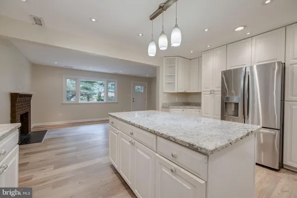 $4,250 | 5508 Brookland Road, Alexandria, VA 22310
