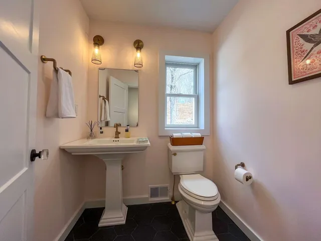 $699,000 | 996 Lincoln Hill Road, Shrewsbury, VT 05738