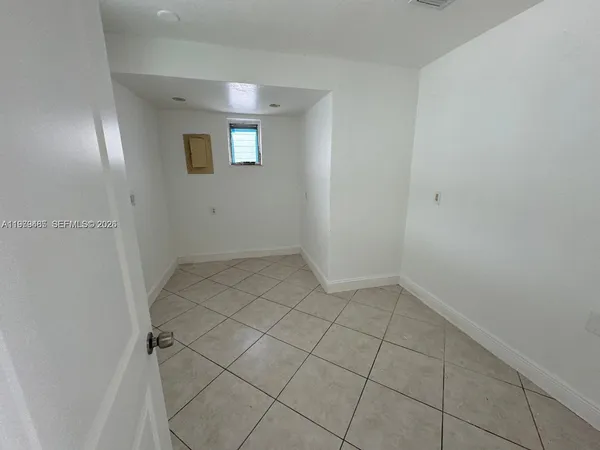 $4,700 | 3340 Southwest 94th Place, Unit 1, Miami, FL 33165